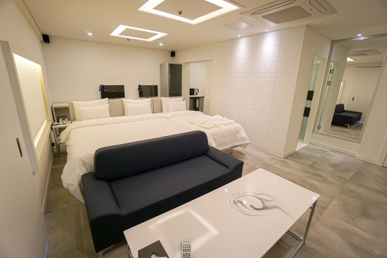 Ekklim Classic Hotel 平泽市 外观 照片